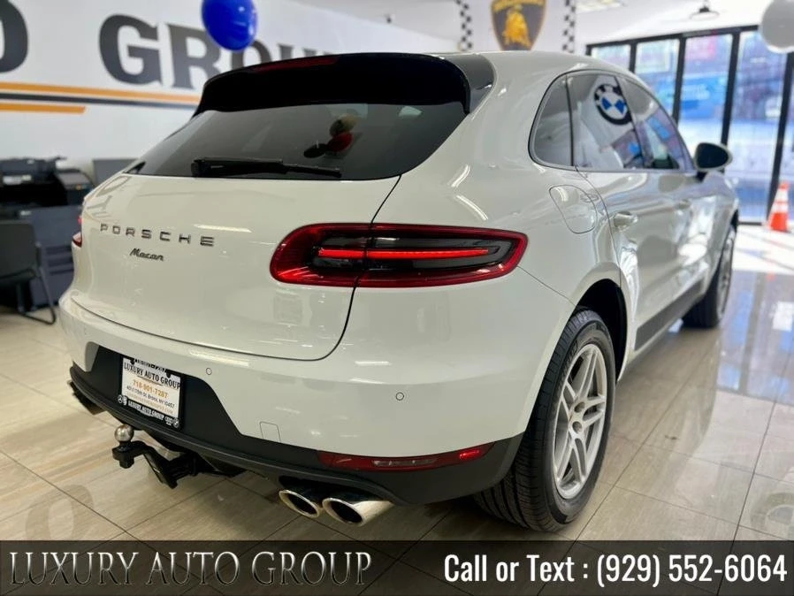 2018 Porsche Macan - Image 9 of 19