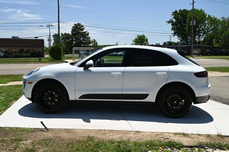 2018 Porsche Macan - Image 8 of 20