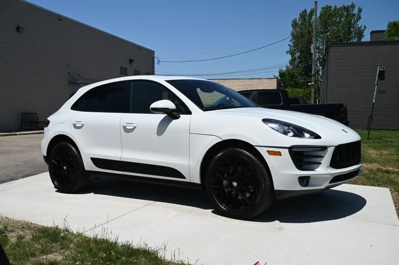 2018 Porsche Macan - Image 3 of 20