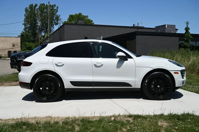 2018 Porsche Macan - Image 4 of 20