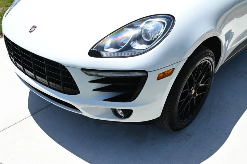 2018 Porsche Macan - Image 10 of 20