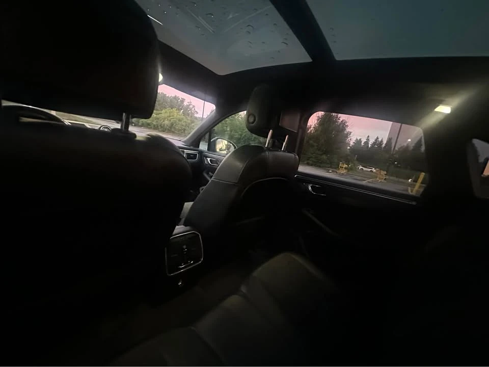 2018 Porsche Macan - Image 8 of 13