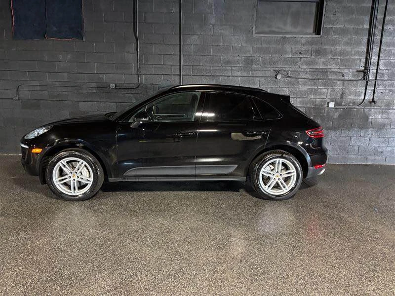 2018 Porsche Macan - Image 6 of 10