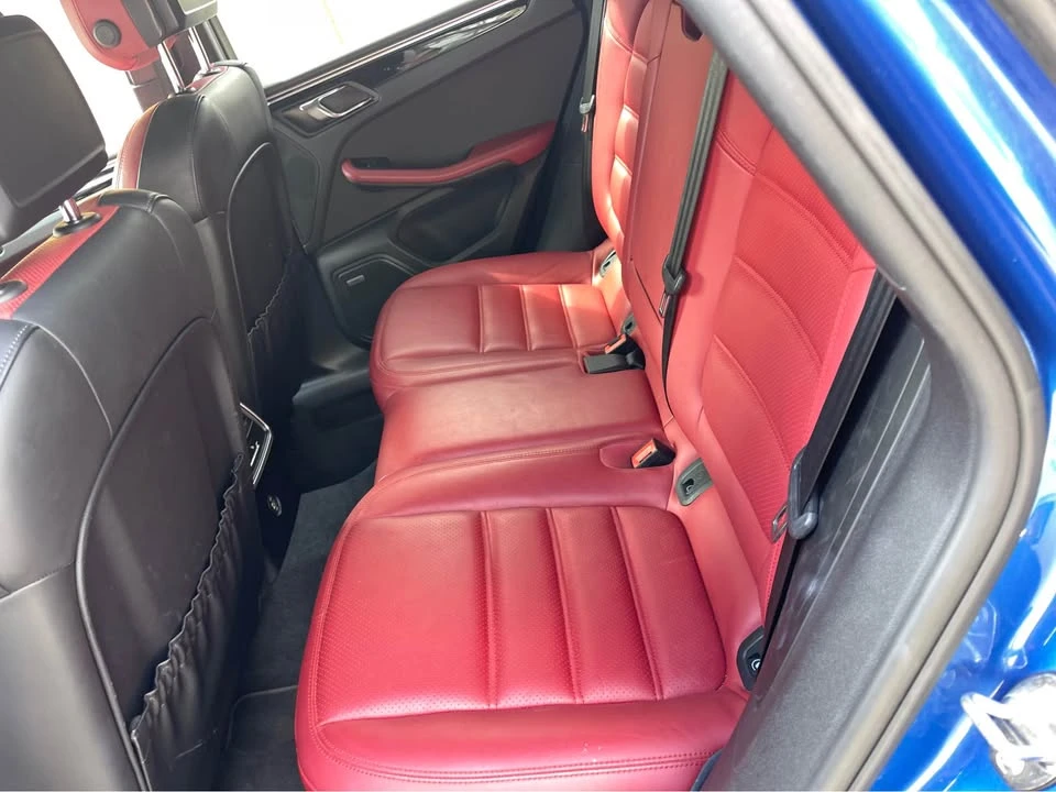 2018 Porsche Macan - Image 10 of 15