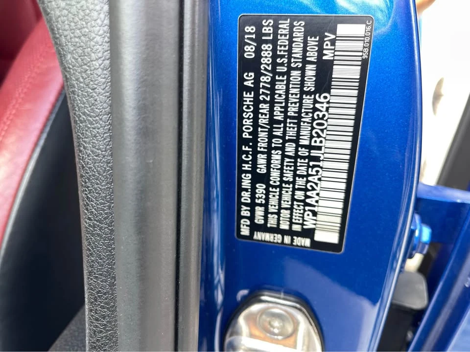 2018 Porsche Macan - Image 12 of 15