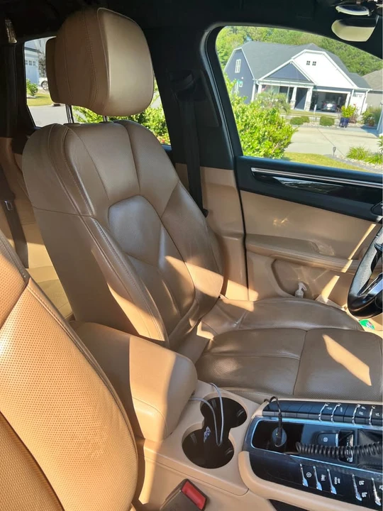 2018 Porsche Macan - Image 2 of 6