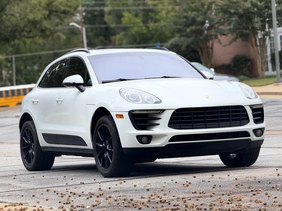 2018 Porsche Macan - Image 5 of 12
