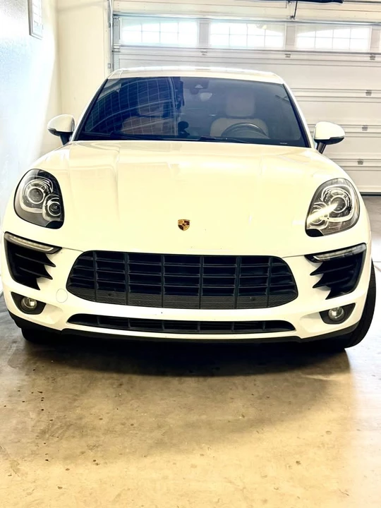 2018 Porsche Macan - Image 18 of 18