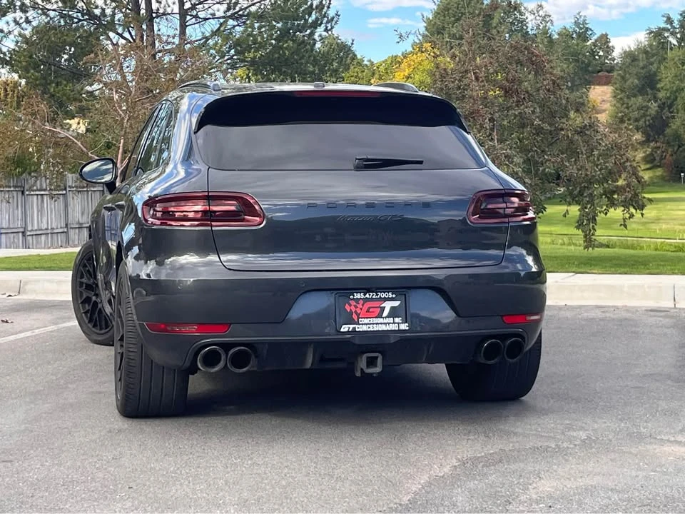 2018 Porsche Macan - Image 10 of 15