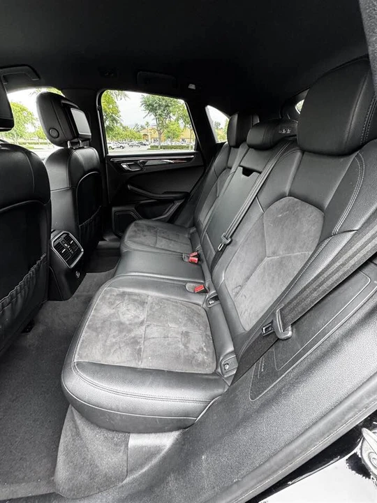 2018 Porsche Macan - Image 7 of 15