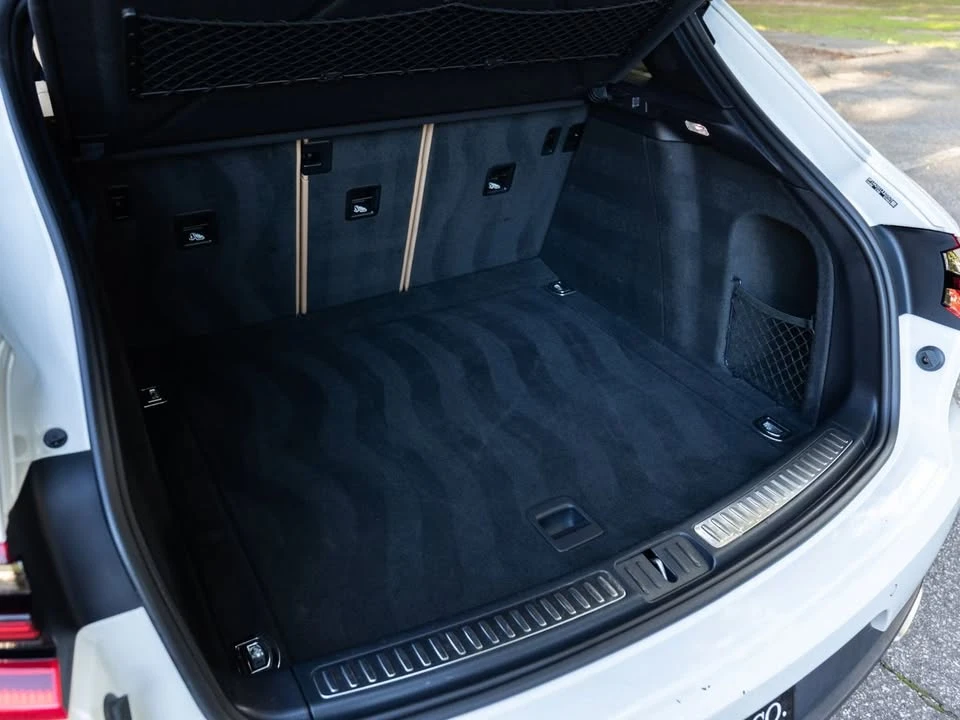 2018 Porsche Macan - Image 13 of 14