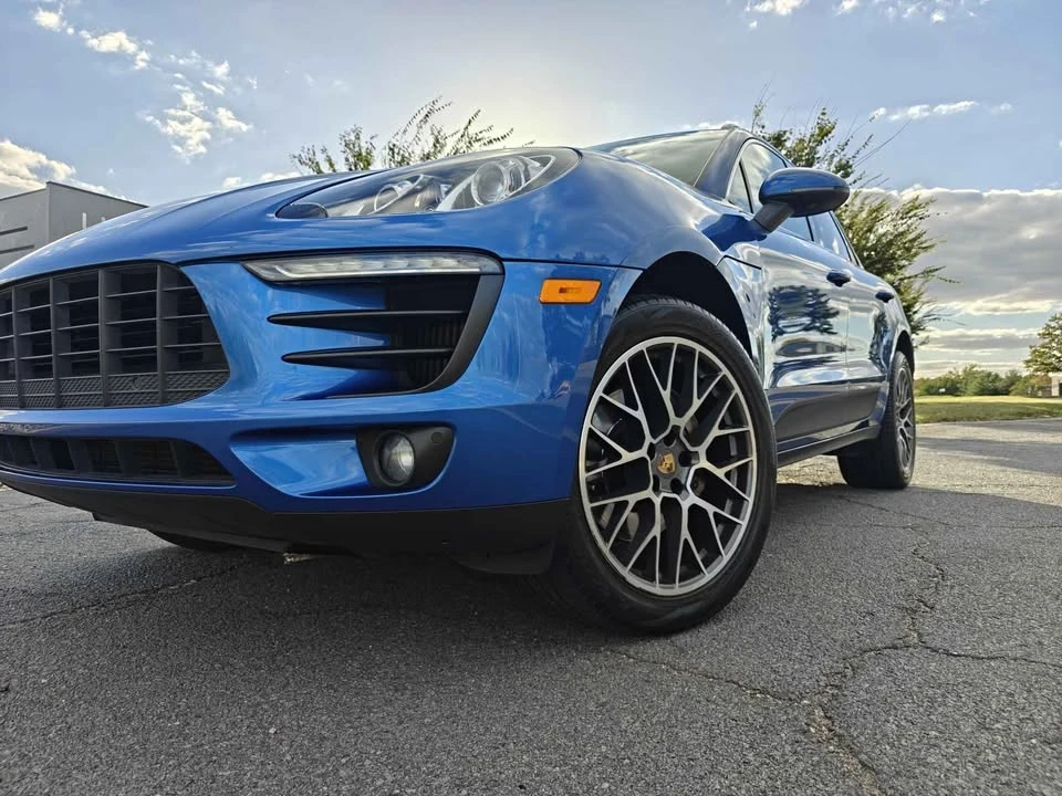 2018 Porsche Macan - Image 12 of 20