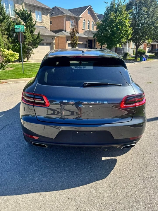 2018 Porsche Macan - Image 7 of 16