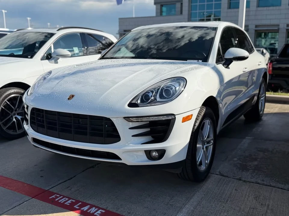 2018 Porsche Macan - Image 2 of 13