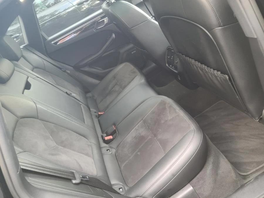 2018 Porsche Macan - Image 13 of 20