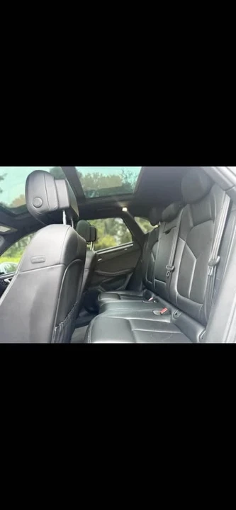 2018 Porsche Macan - Image 11 of 12