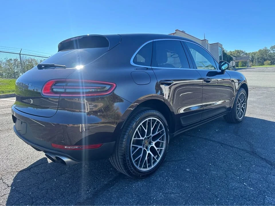 2018 Porsche Macan - Image 5 of 14