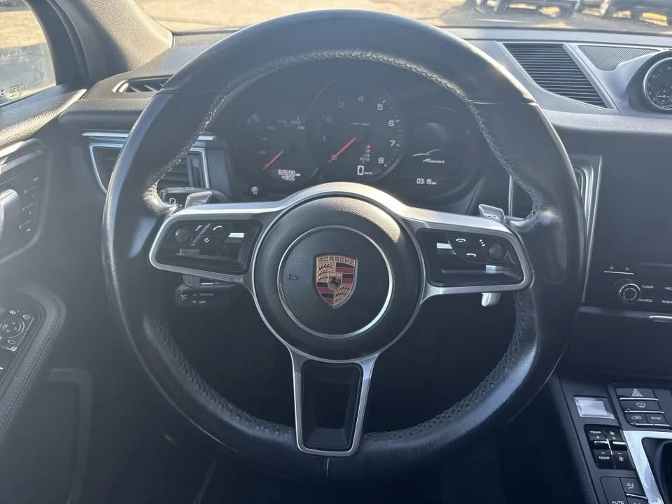 2018 Porsche Macan - Image 13 of 19