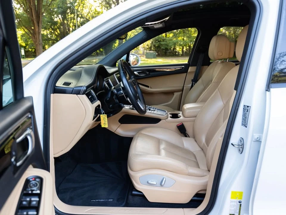 2018 Porsche Macan - Image 7 of 14