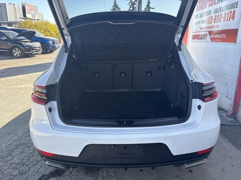 2018 Porsche Macan - Image 7 of 19