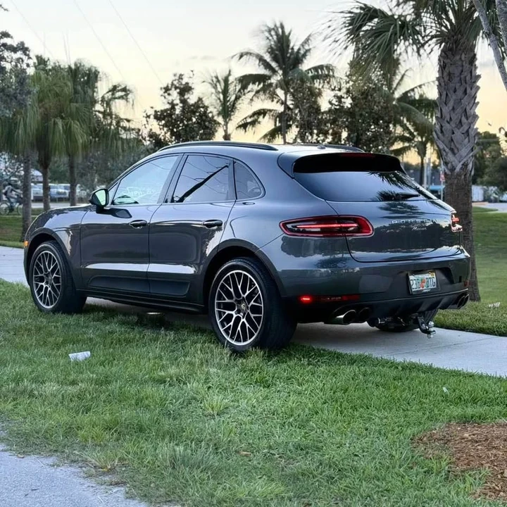 2018 Porsche Macan - Image 7 of 15