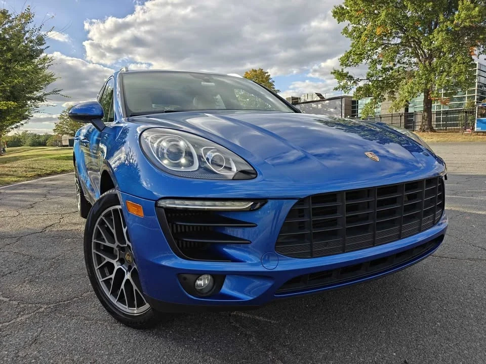 2018 Porsche Macan - Image 11 of 20