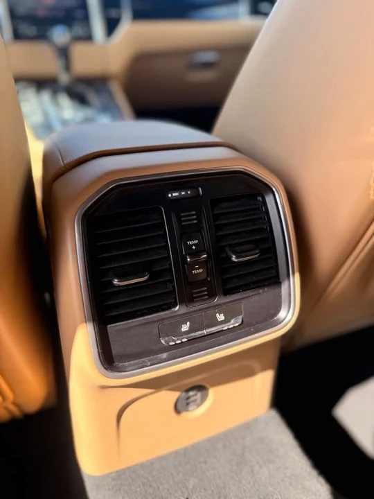 2018 Porsche Macan - Image 13 of 13