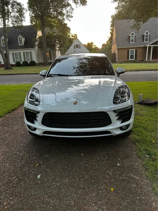 2018 Porsche Macan - Image 2 of 10