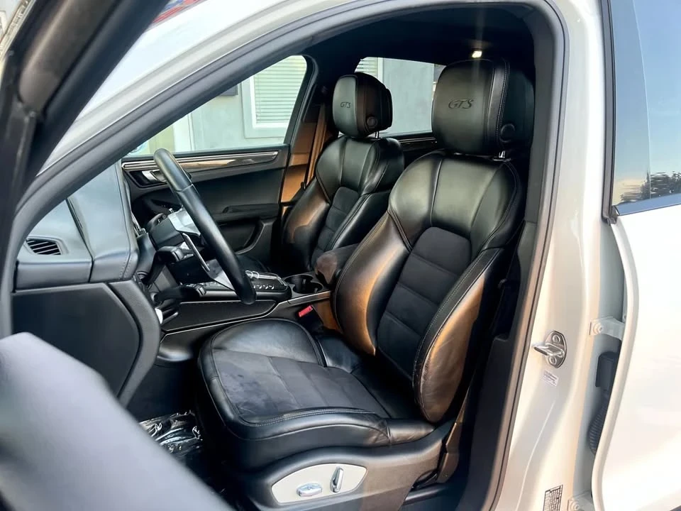 2018 Porsche Macan - Image 4 of 10