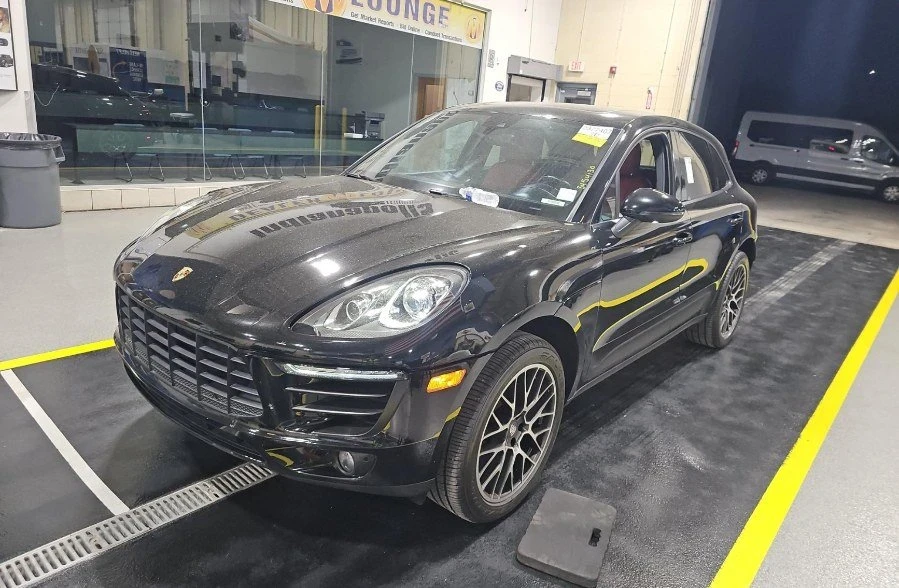 2018 Porsche Macan - Image 3 of 9