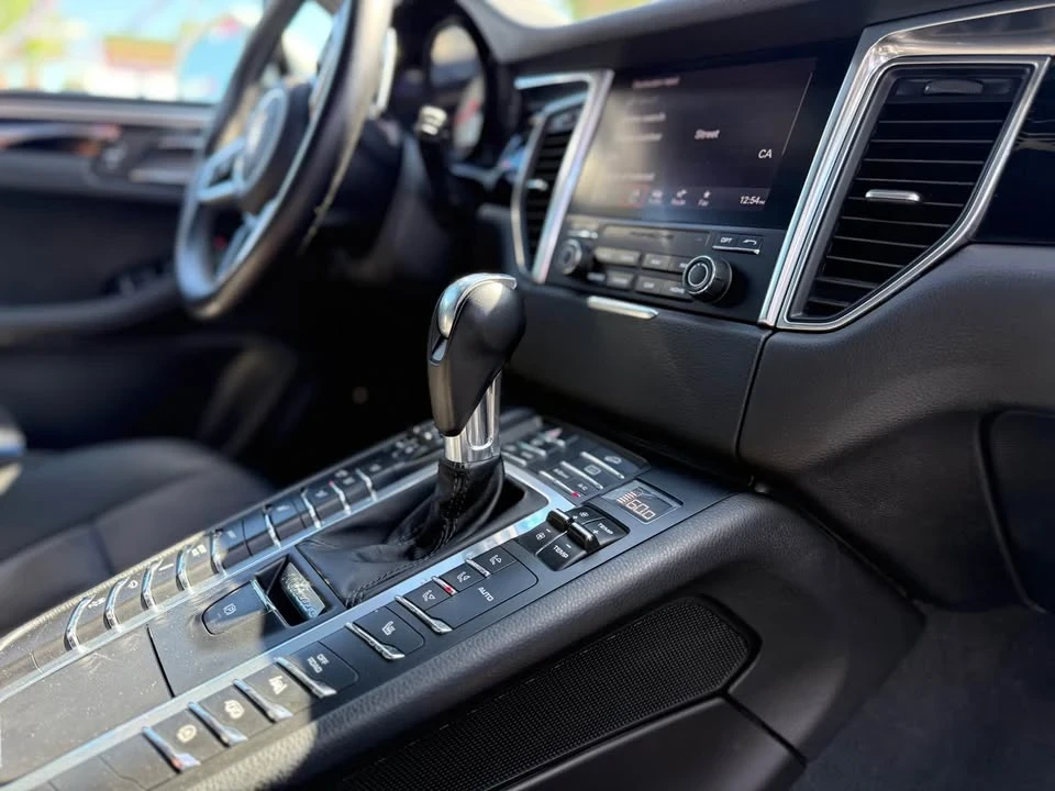 2018 Porsche Macan - Image 20 of 20