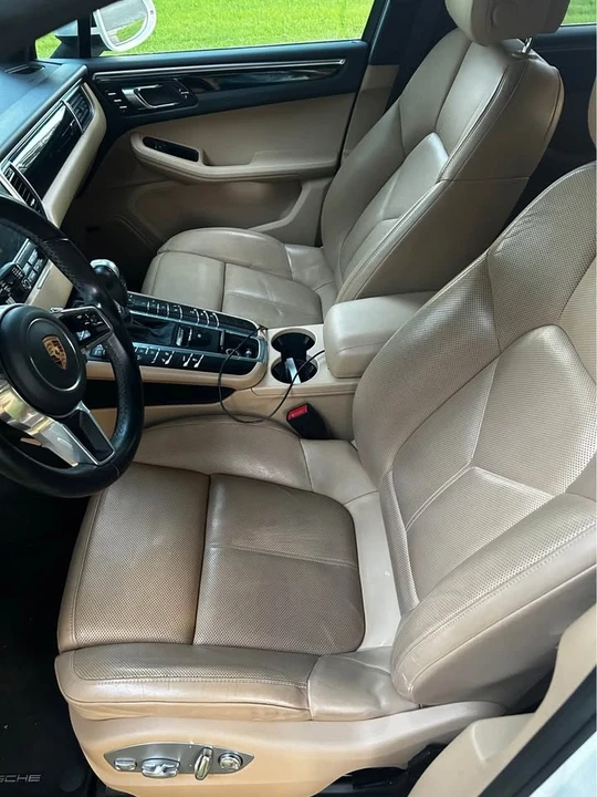 2018 Porsche Macan - Image 9 of 10
