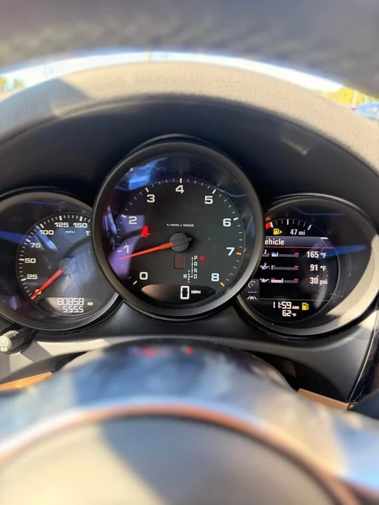2018 Porsche Macan - Image 7 of 13