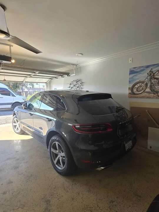 2018 Porsche Macan - Image 2 of 7