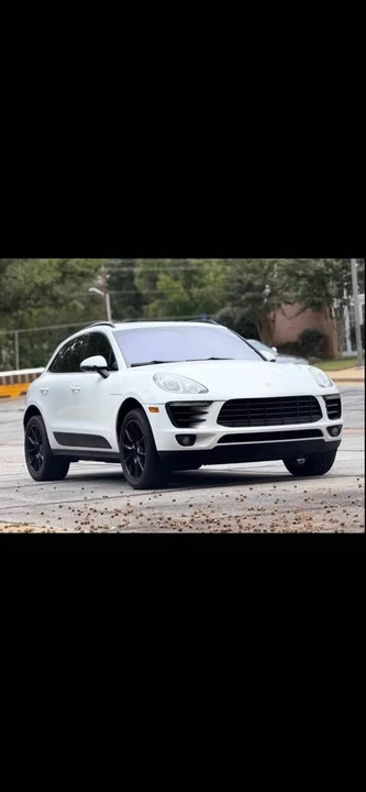 2018 Porsche Macan - Image 4 of 12