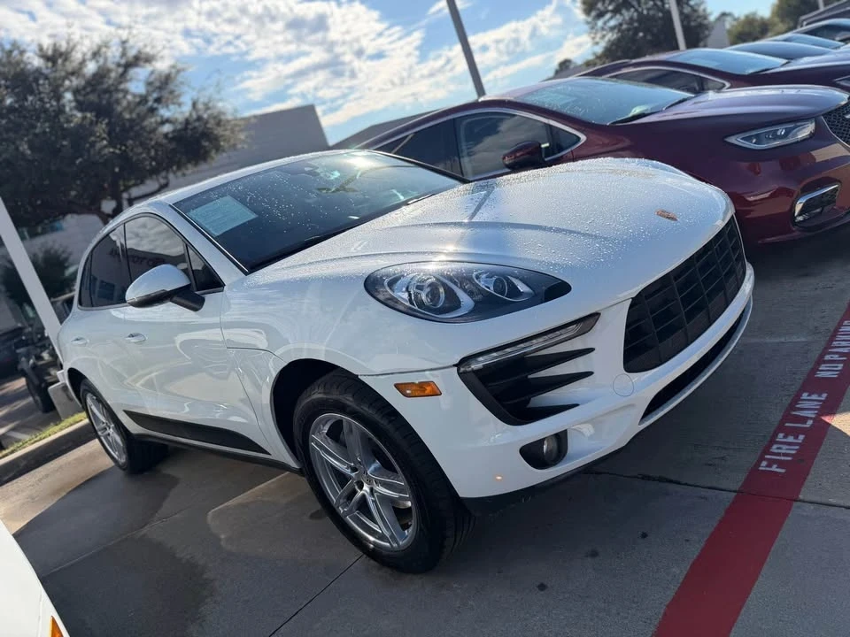 2018 Porsche Macan - Image 7 of 13