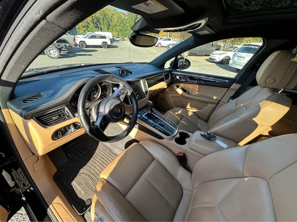 2018 Porsche Macan - Image 8 of 13