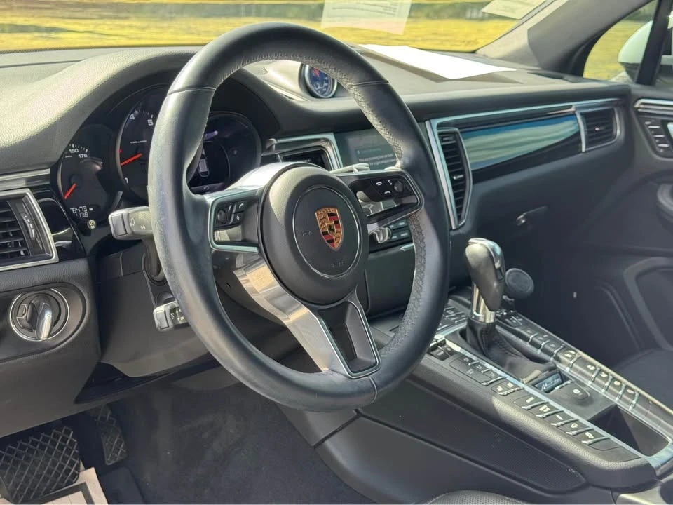 2018 Porsche Macan - Image 7 of 17