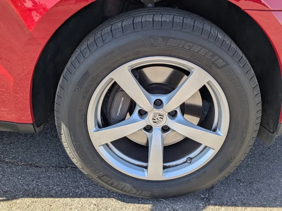 2018 Porsche Macan - Image 10 of 20