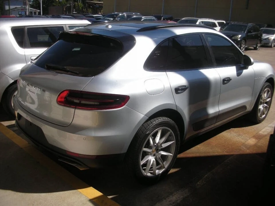 2018 Porsche Macan - Image 2 of 6