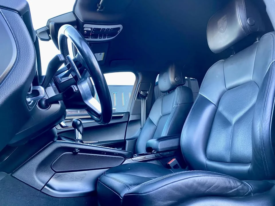 2018 Porsche Macan - Image 10 of 15