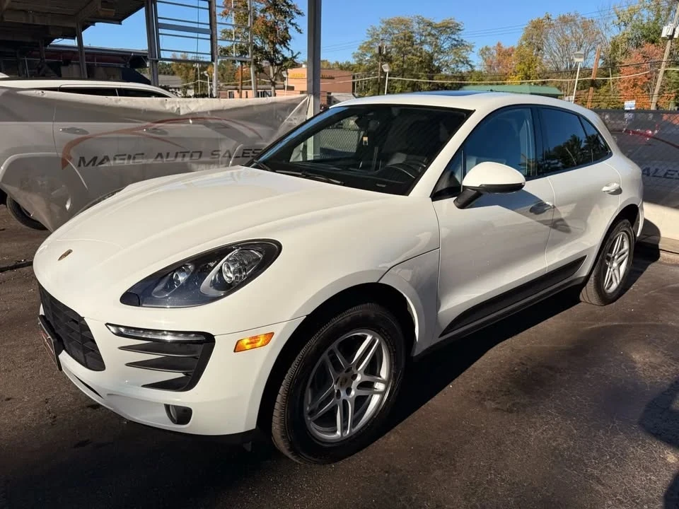 2018 Porsche Macan - Image 8 of 20