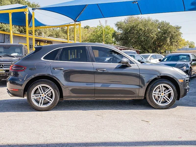 2018 Porsche Macan - Image 2 of 7