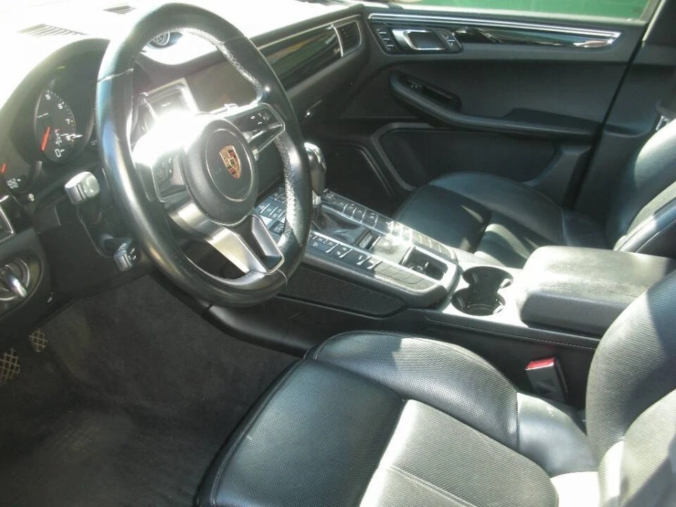 2018 Porsche Macan - Image 4 of 6