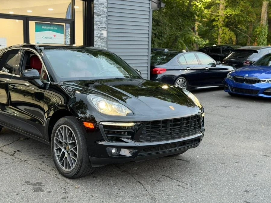 2018 Porsche Macan - Image 9 of 20
