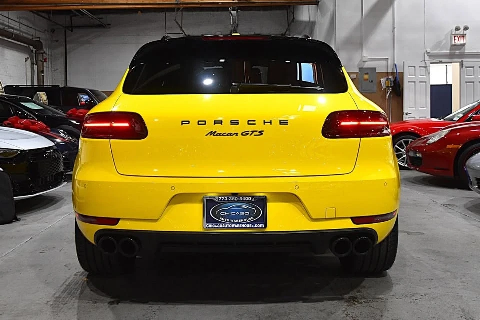 2018 Porsche Macan - Image 9 of 20