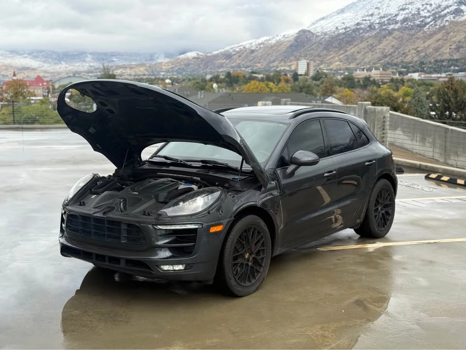 2018 Porsche Macan - Image 13 of 19