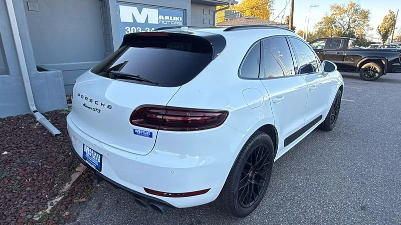 2018 Porsche Macan - Image 8 of 17