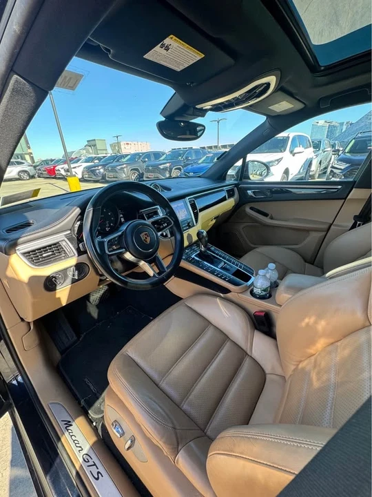 2018 Porsche Macan - Image 4 of 6