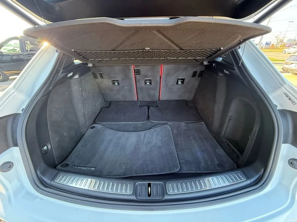 2018 Porsche Macan - Image 5 of 15